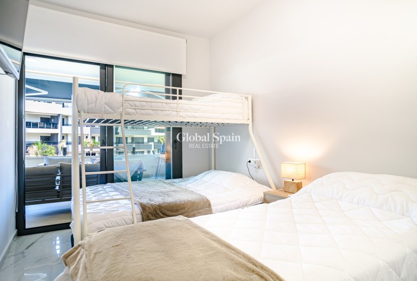 Resale - APARTMENT -
PLAYA FLAMENCA