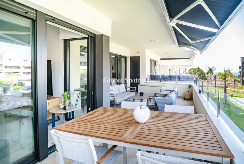 Resale - APARTMENT -
PLAYA FLAMENCA