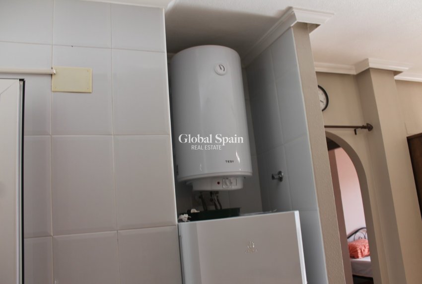 Resale - APARTMENT -
PLAYA FLAMENCA