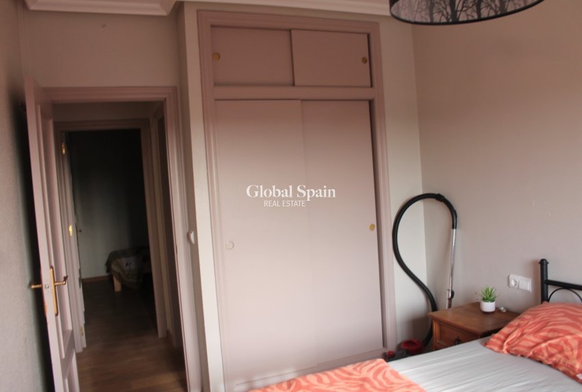 Resale - APARTMENT -
PLAYA FLAMENCA