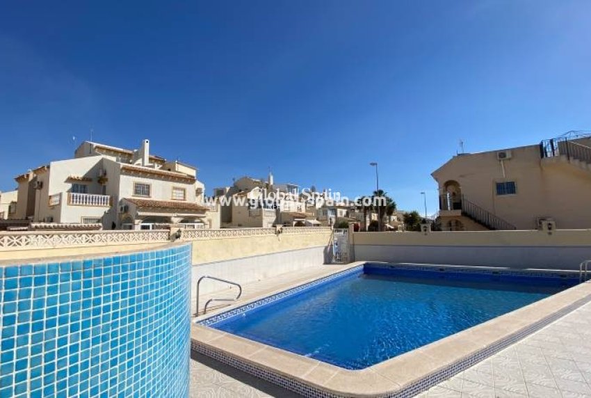 Resale - APARTMENT -
PLAYA FLAMENCA