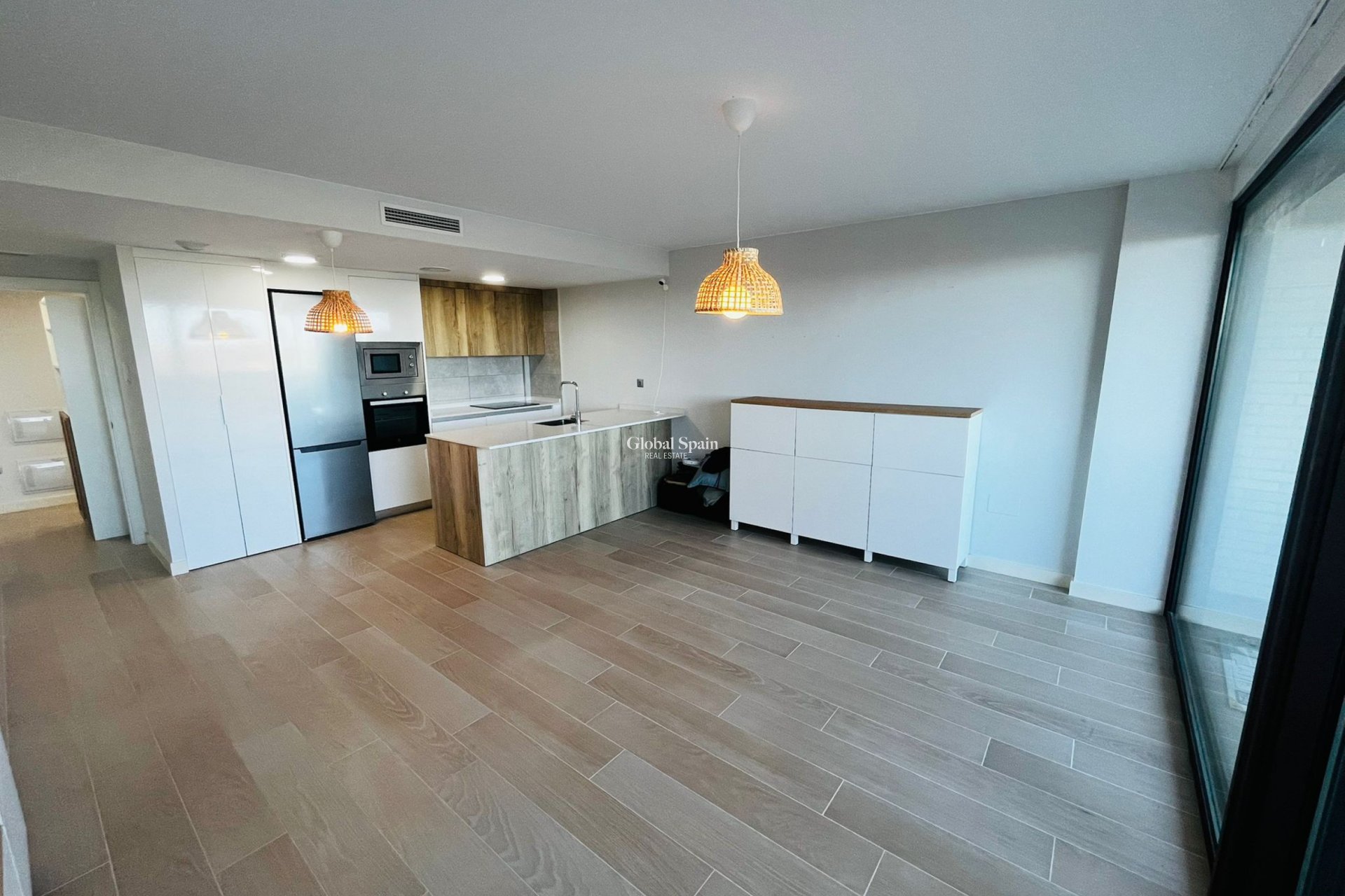 Resale - APARTMENT -
PLAYA HONDA - Costa Calida