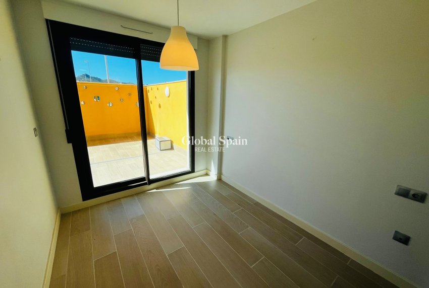 Resale - APARTMENT -
PLAYA HONDA - Costa Calida
