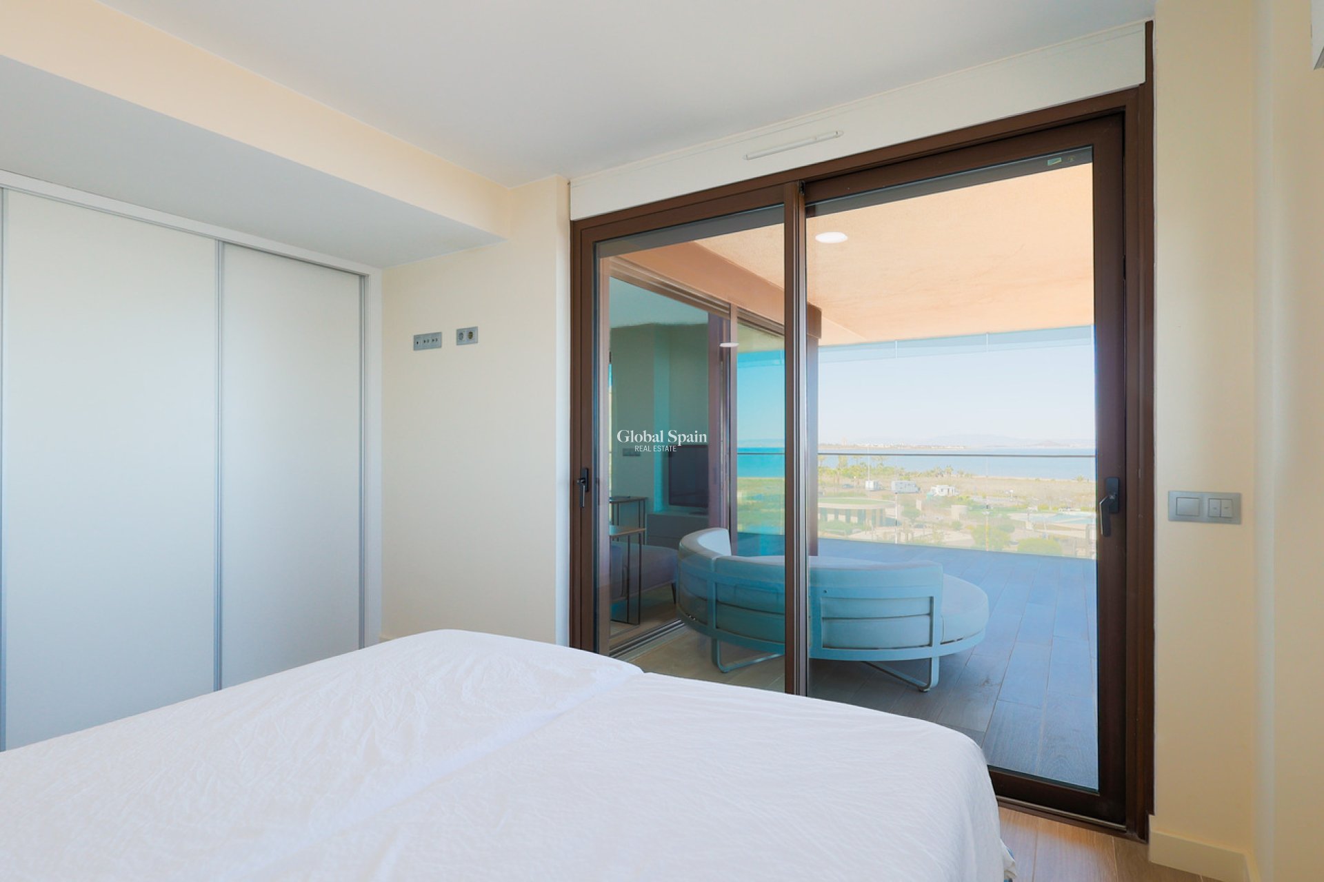 Resale - APARTMENT -
PLAYA HONDA - Costa Calida