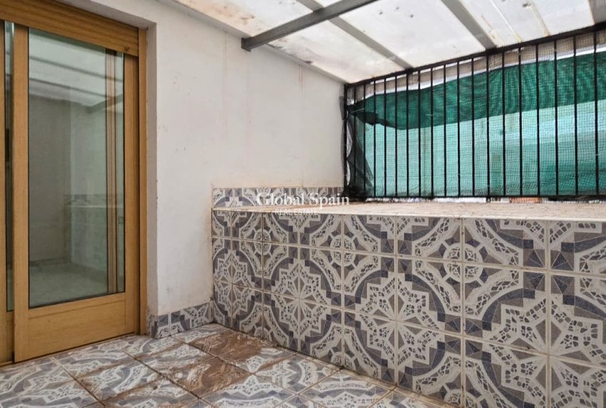 Resale - Apartment -
POLOP - Polop