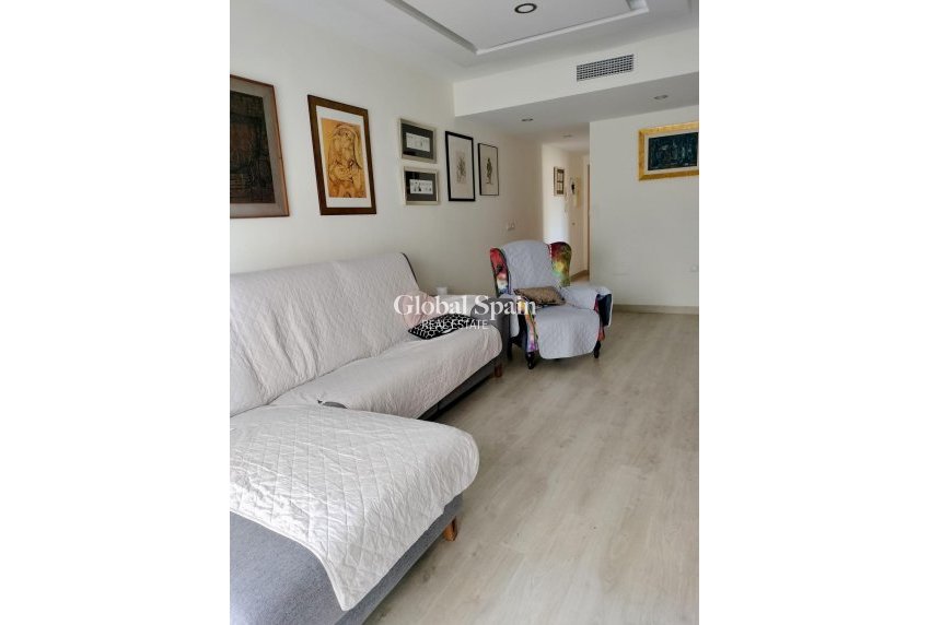 Resale - APARTMENT -
PUERTO DE MAZARRÓN - Centro
