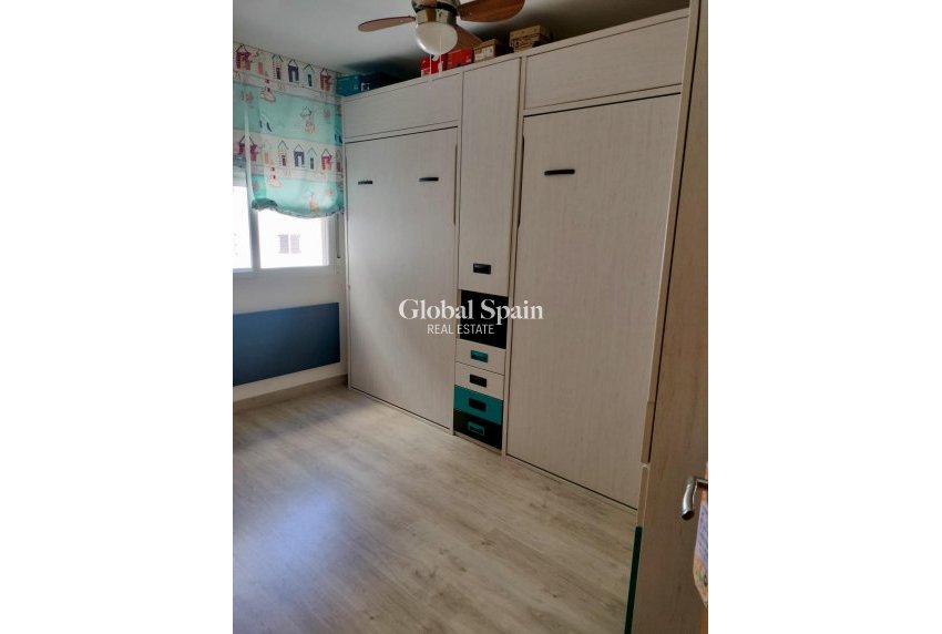 Resale - APARTMENT -
PUERTO DE MAZARRÓN - Centro