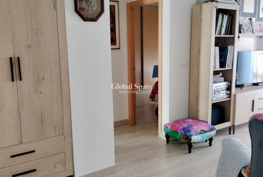 Resale - APARTMENT -
PUERTO DE MAZARRÓN - Centro