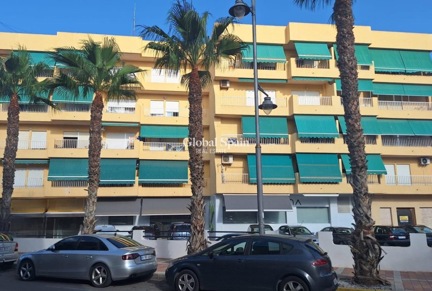 Resale - APARTMENT -
PUERTO DE MAZARRÓN - Centro