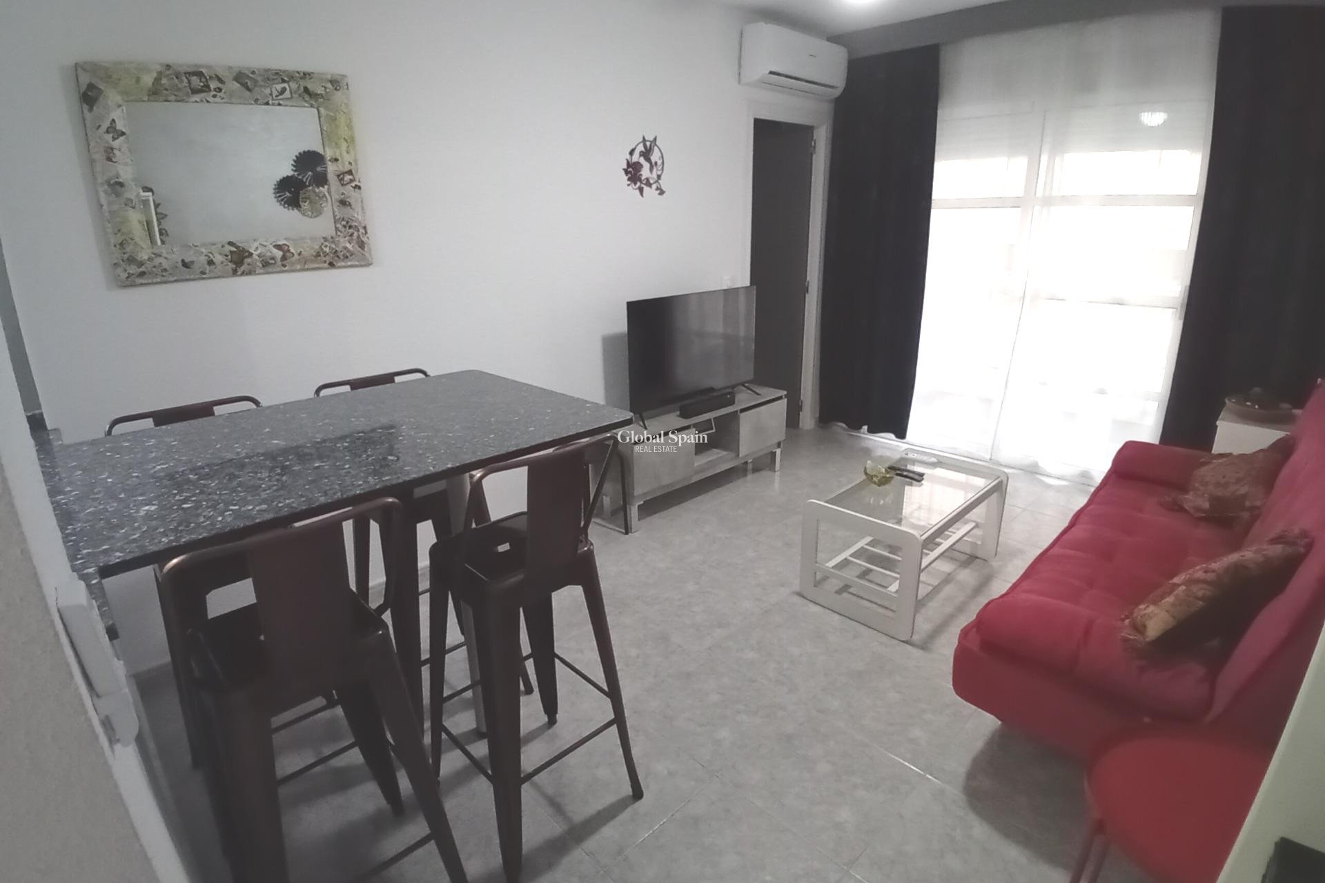 Resale - APARTMENT -
PUERTO DE MAZARRÓN - Paseo