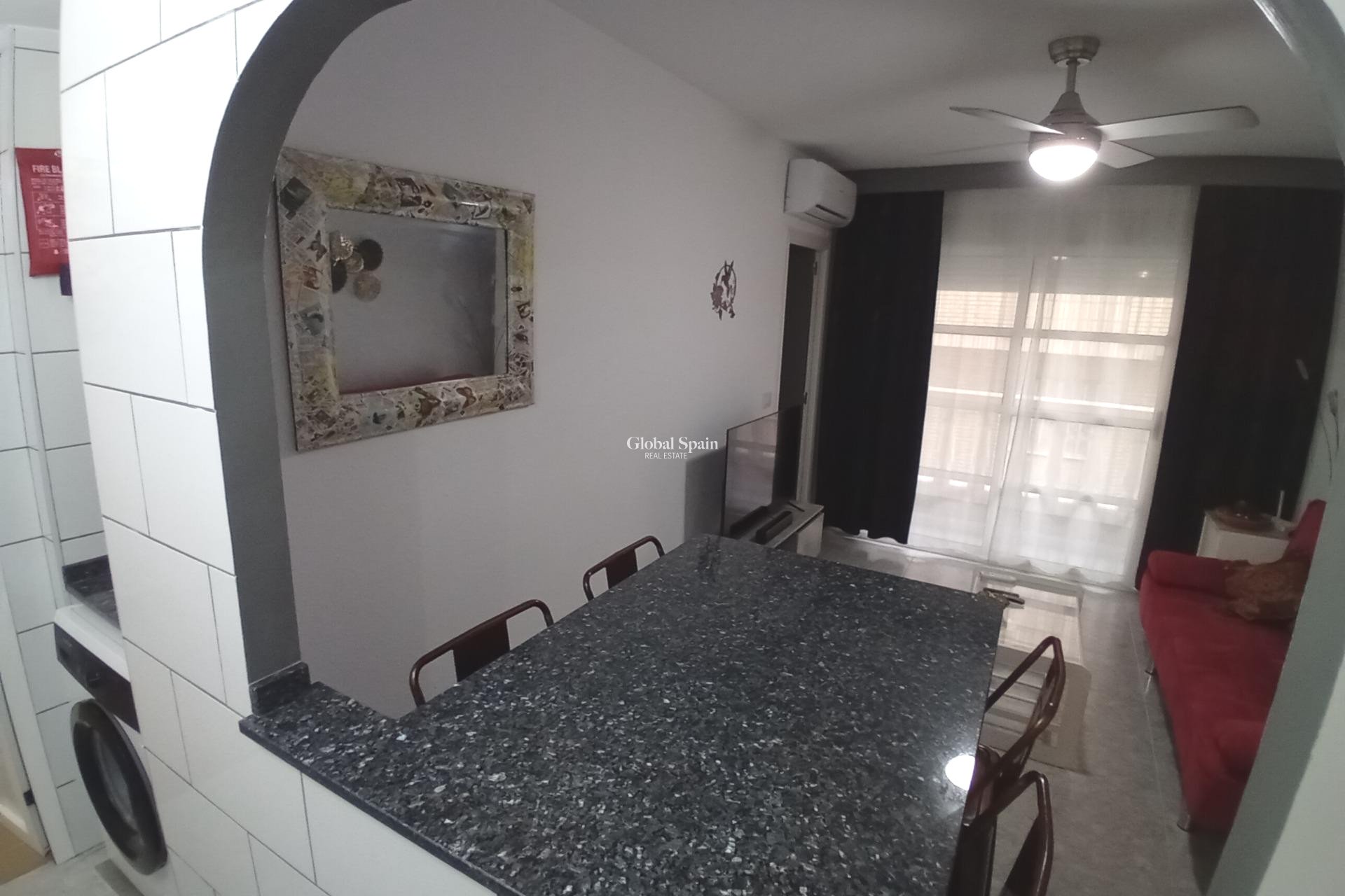 Resale - APARTMENT -
PUERTO DE MAZARRÓN - Paseo