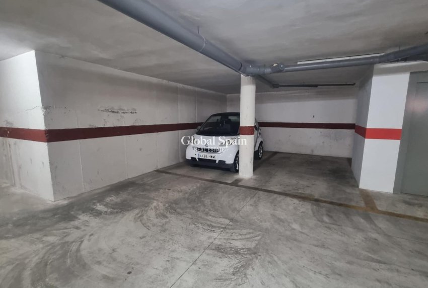 Resale - APARTMENT -
PUERTO DE MAZARRÓN - Paseo