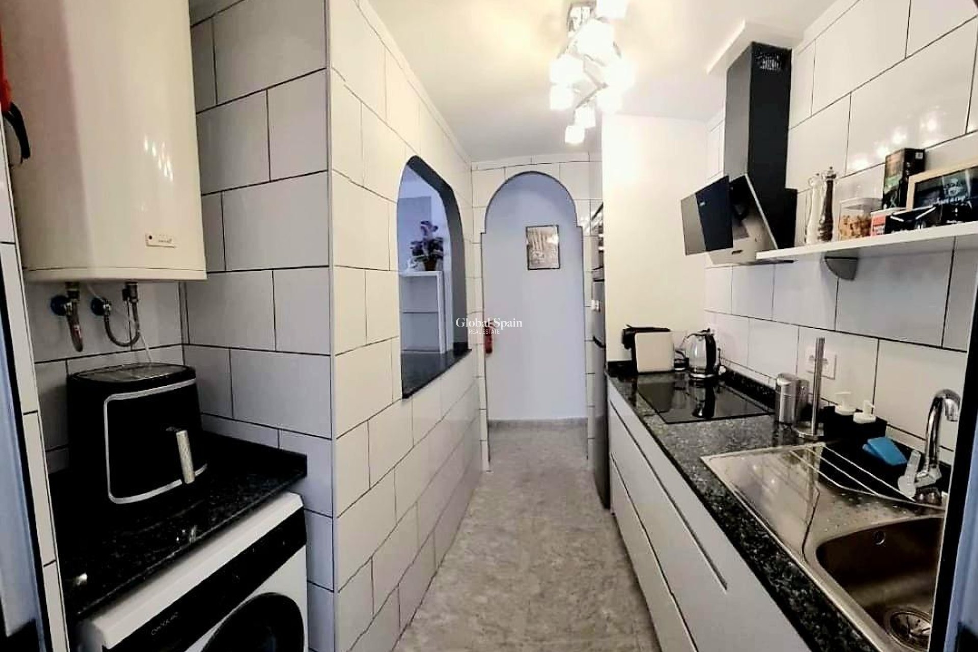 Resale - APARTMENT -
PUERTO DE MAZARRÓN - Paseo