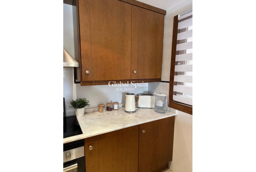 Resale - APARTMENT -
PUNTA PRIMA - Costa Blanca