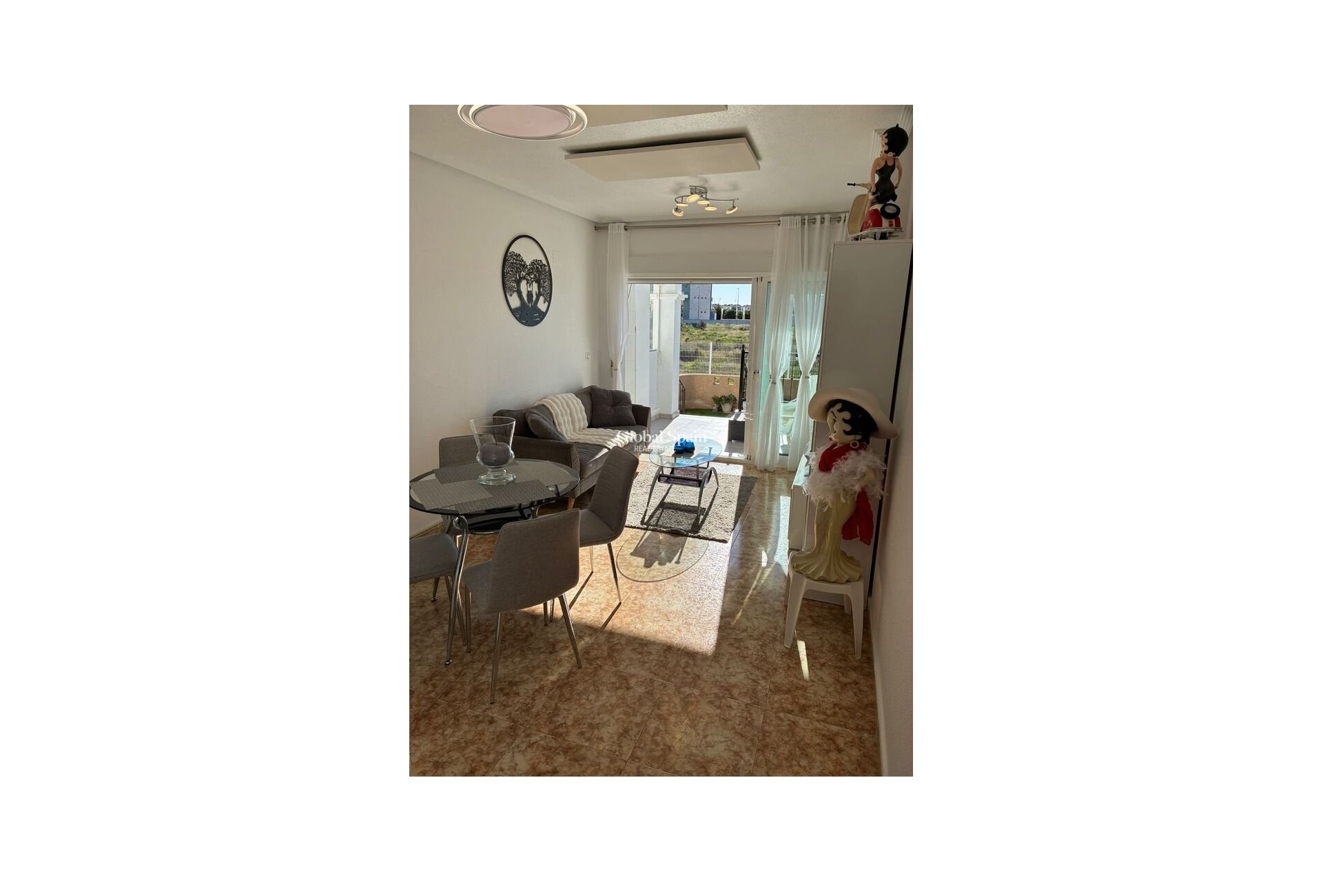 Resale - APARTMENT -
PUNTA PRIMA - Costa Blanca