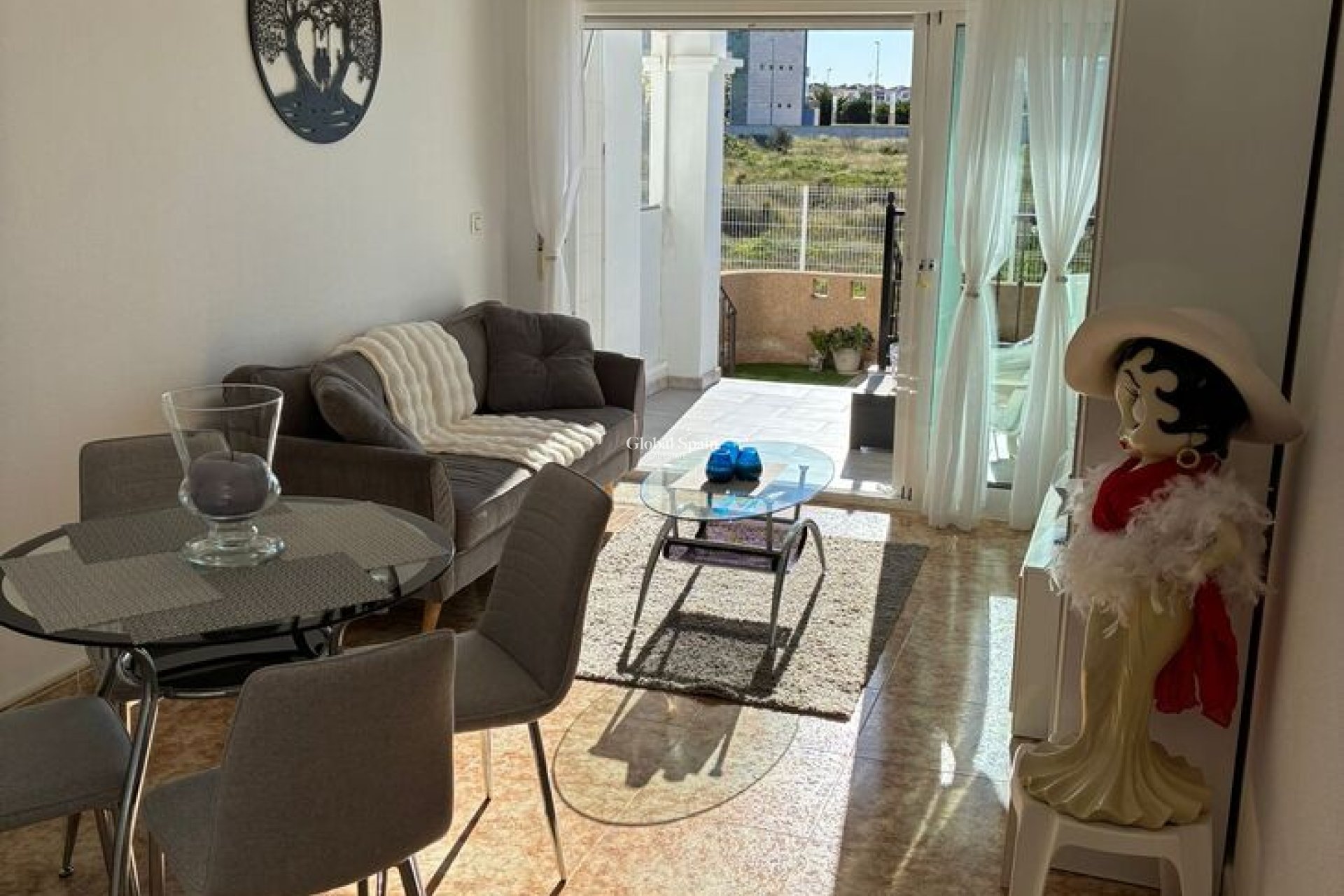 Resale - APARTMENT -
PUNTA PRIMA - Costa Blanca