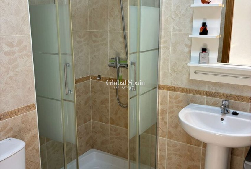 Resale - APARTMENT -
PUNTA PRIMA - Costa Blanca