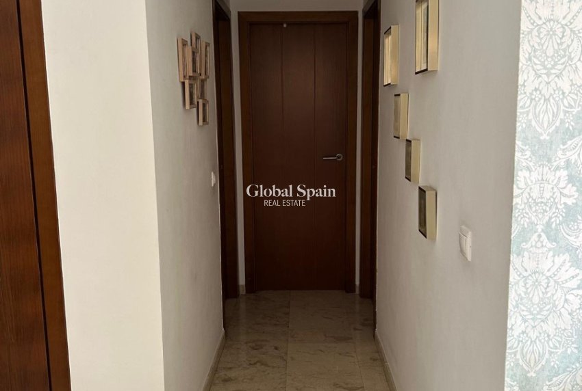 Resale - APARTMENT -
PUNTA PRIMA - Costa Blanca