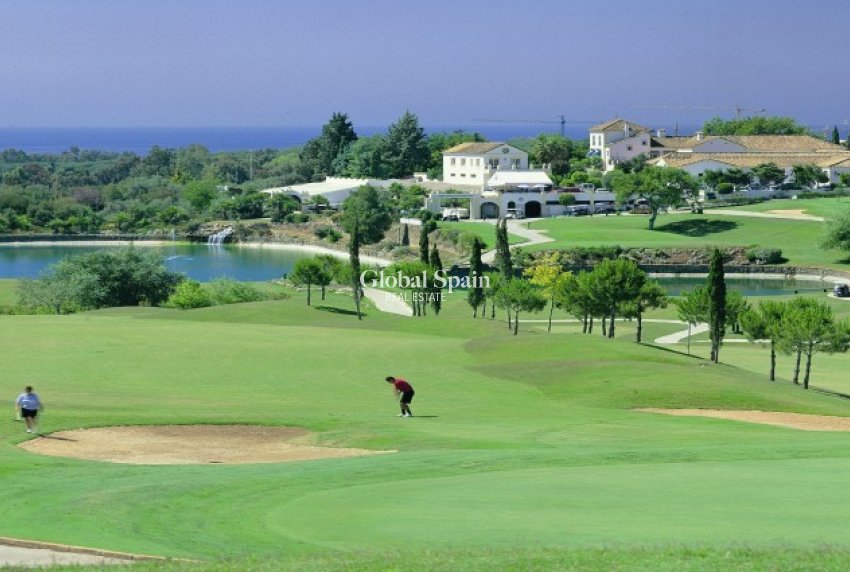 Resale - APARTMENT -
PUNTA PRIMA - Costa Blanca