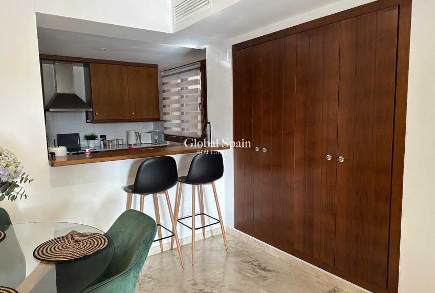 Resale - APARTMENT -
PUNTA PRIMA - Costa Blanca