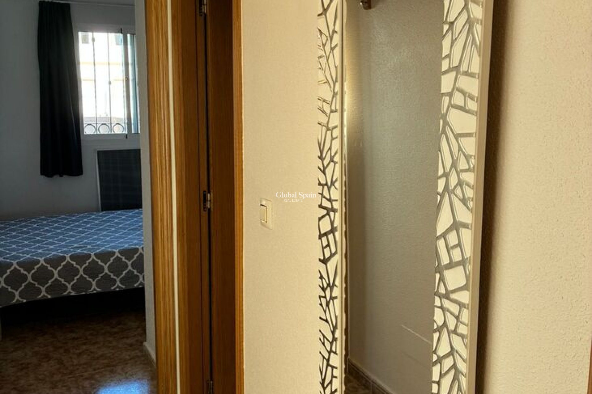 Resale - APARTMENT -
PUNTA PRIMA - Costa Blanca