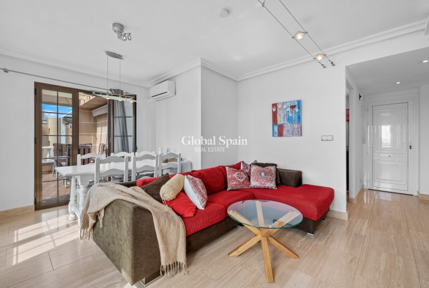 Resale - APARTMENT -
PUNTA PRIMA - Costa Blanca