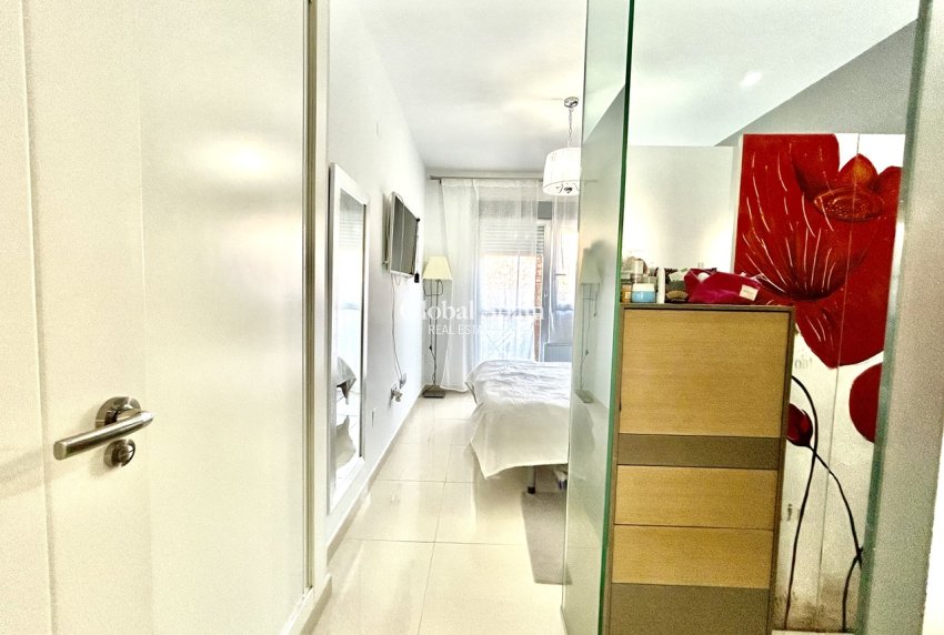 Resale - APARTMENT -
PUNTA PRIMA - Costa Blanca