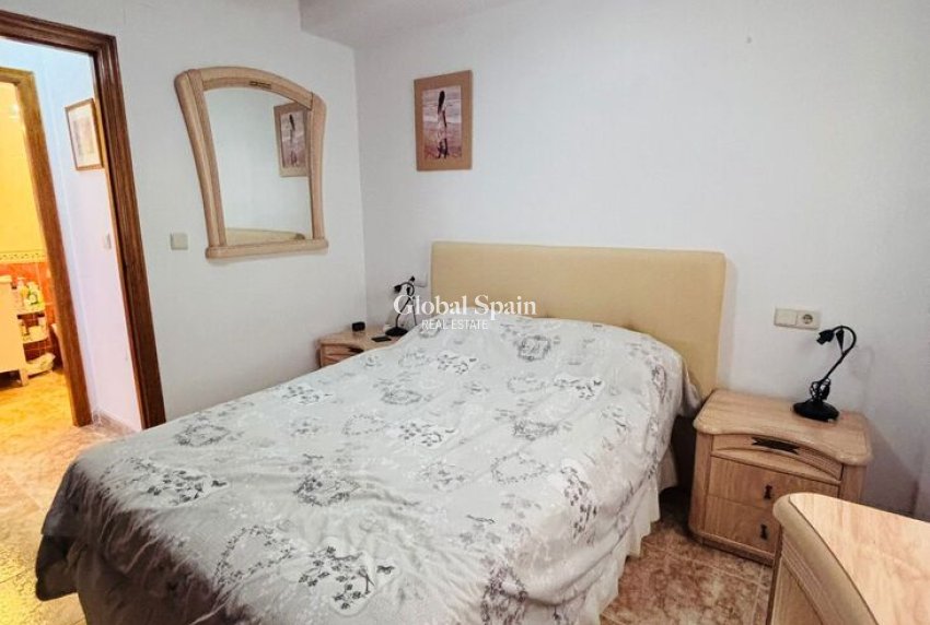 Resale - APARTMENT -
PUNTA PRIMA - Costa Blanca