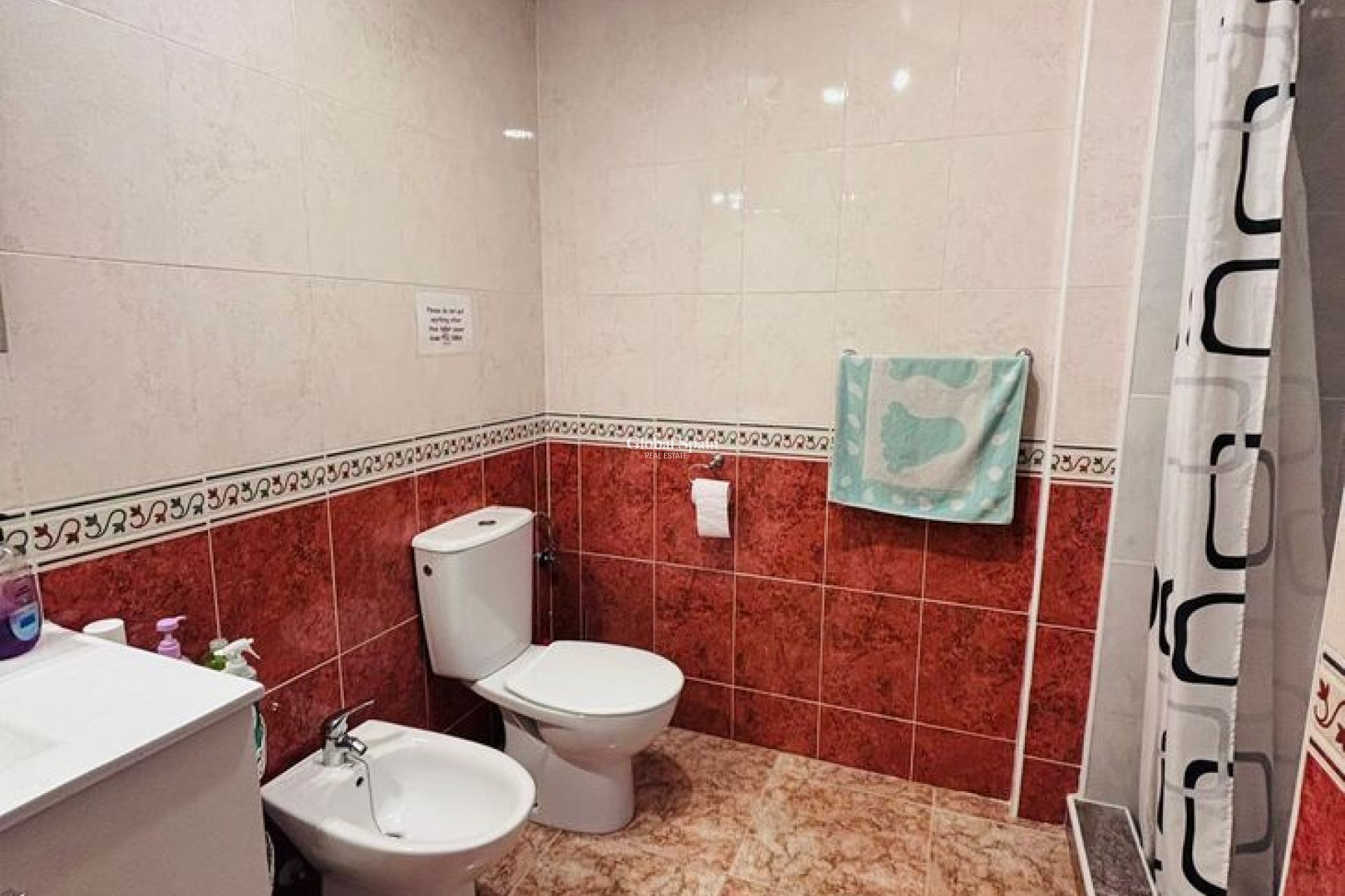 Resale - APARTMENT -
PUNTA PRIMA - Costa Blanca