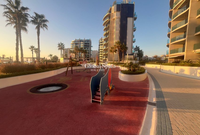 Resale - APARTMENT -
PUNTA PRIMA - Costa Blanca