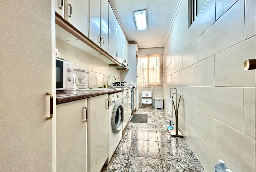 Resale - APARTMENT -
PUNTA PRIMA - Costa Blanca