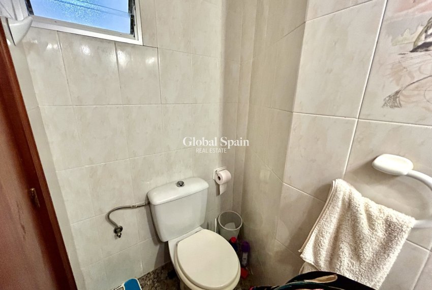 Resale - APARTMENT -
PUNTA PRIMA - Costa Blanca