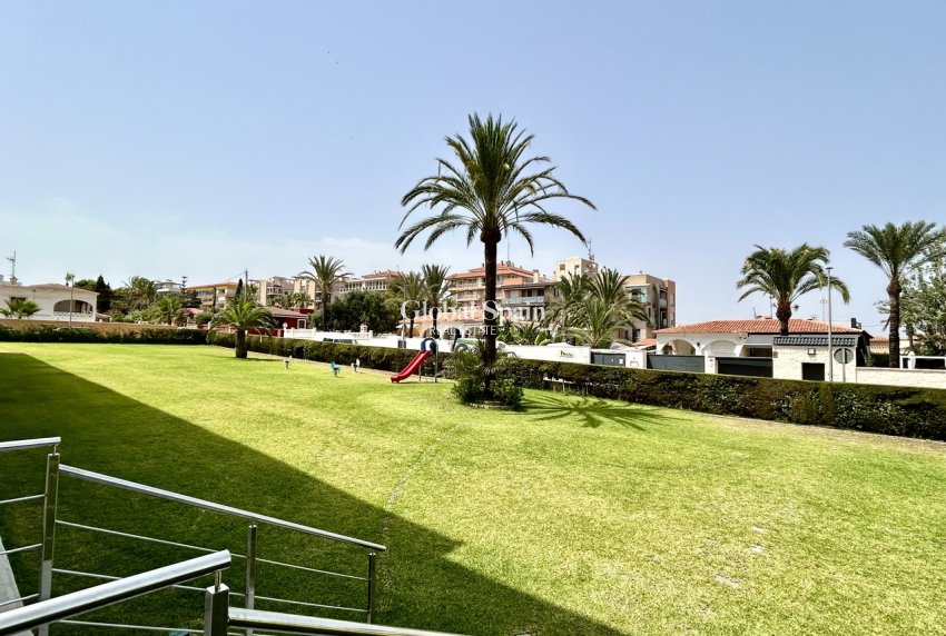Resale - APARTMENT -
PUNTA PRIMA - Costa Blanca