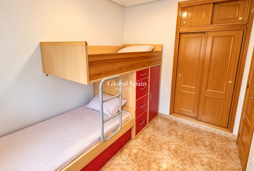 Resale - APARTMENT -
PUNTA PRIMA - Costa Blanca