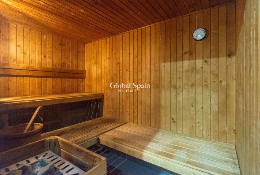 Resale - Apartment -
PUNTA PRIMA