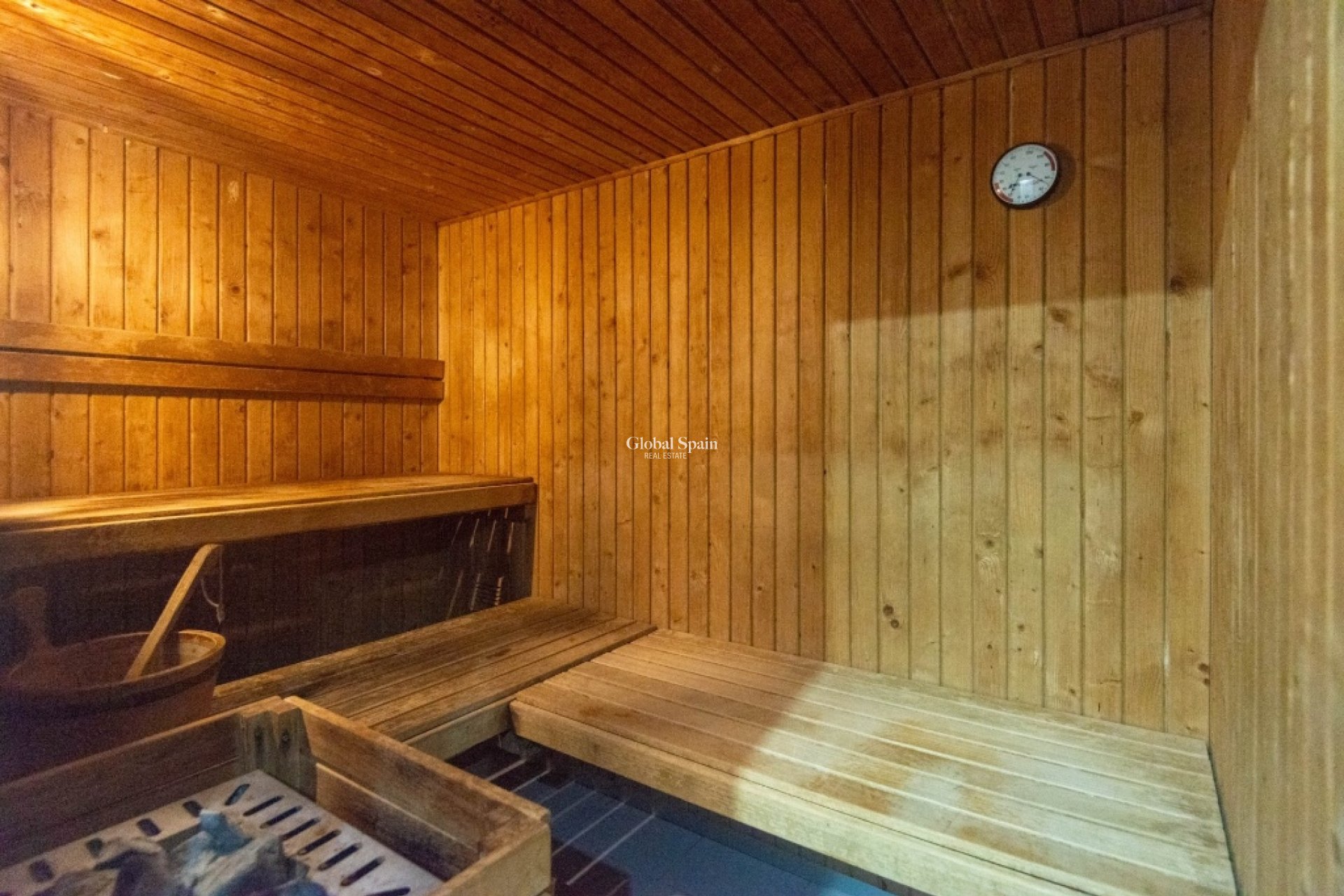 Resale - Apartment -
PUNTA PRIMA