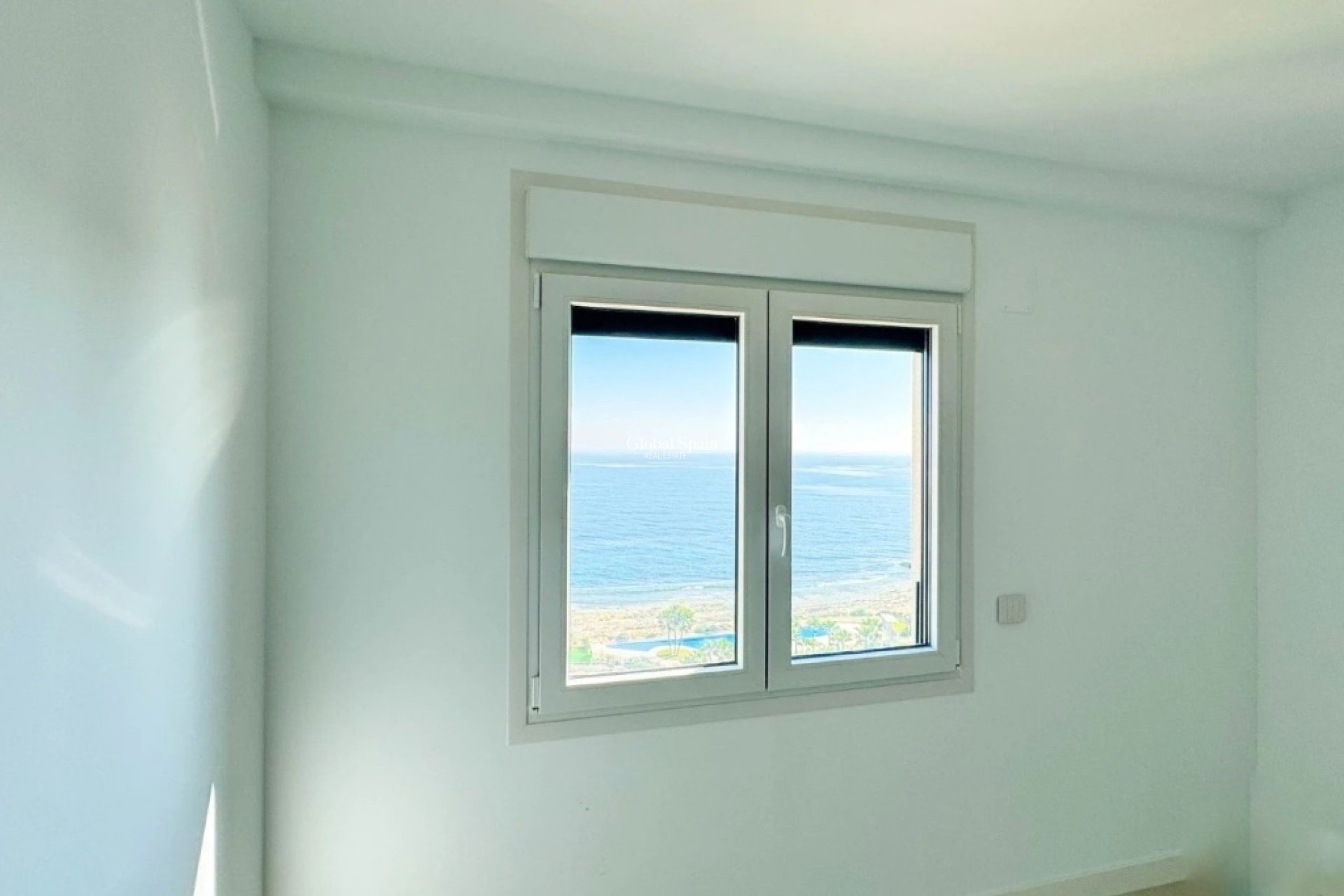 Resale - Apartment -
PUNTA PRIMA