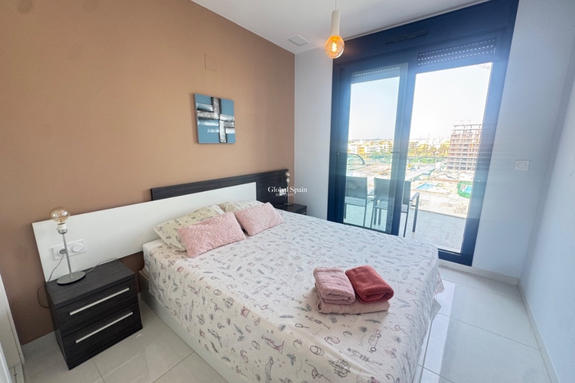 Resale - Apartment -
PUNTA PRIMA