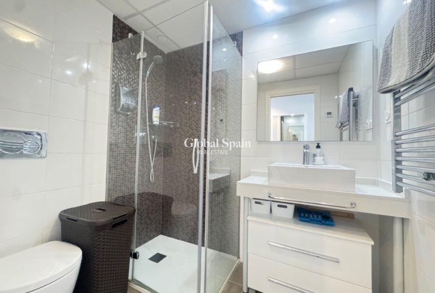 Resale - Apartment -
PUNTA PRIMA