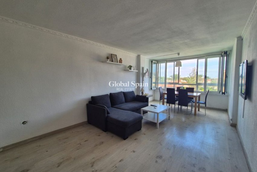 Resale - Apartment -
PUNTA PRIMA