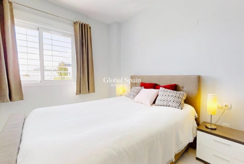 Resale - Apartment -
PUNTA PRIMA