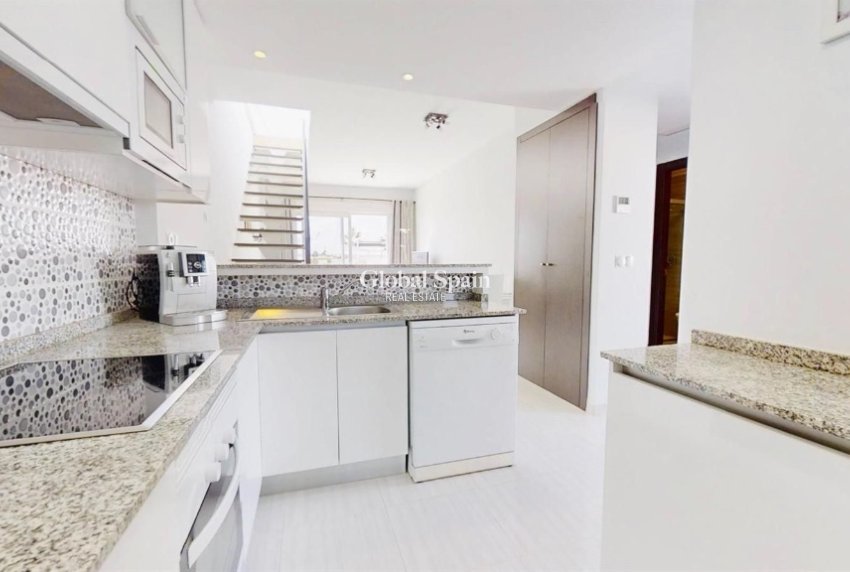 Resale - Apartment -
PUNTA PRIMA