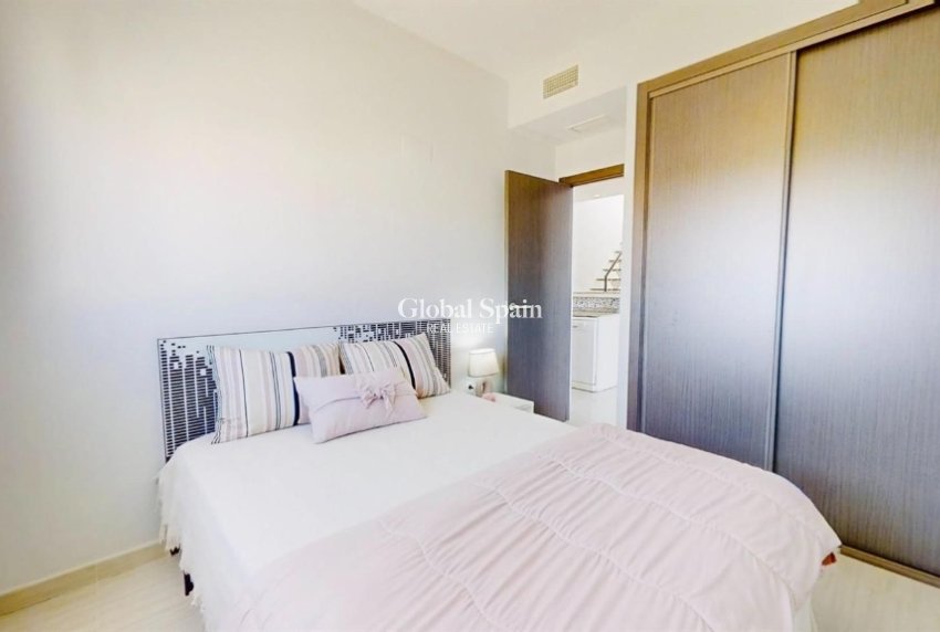 Resale - Apartment -
PUNTA PRIMA