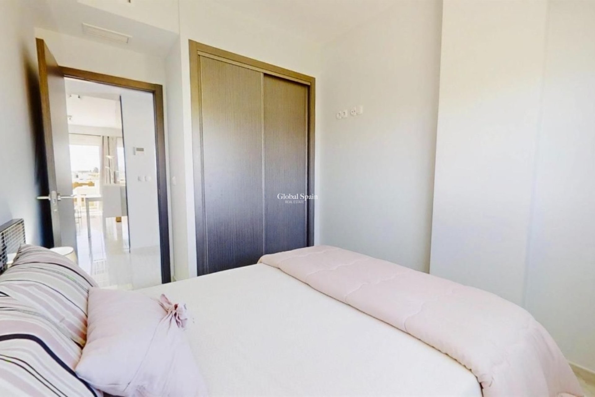 Resale - Apartment -
PUNTA PRIMA