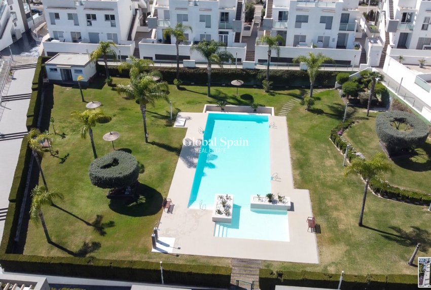 Resale - Apartment -
PUNTA PRIMA