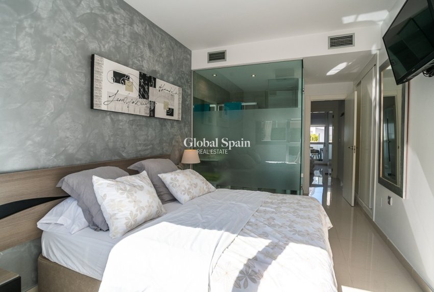 Resale - Apartment -
PUNTA PRIMA