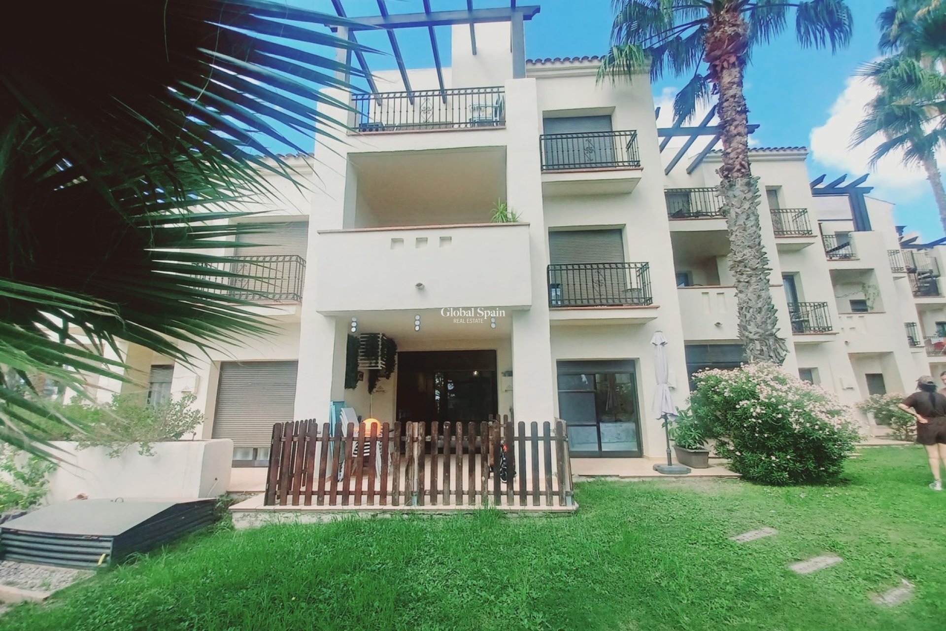 Resale - APARTMENT -
RODA - Inland