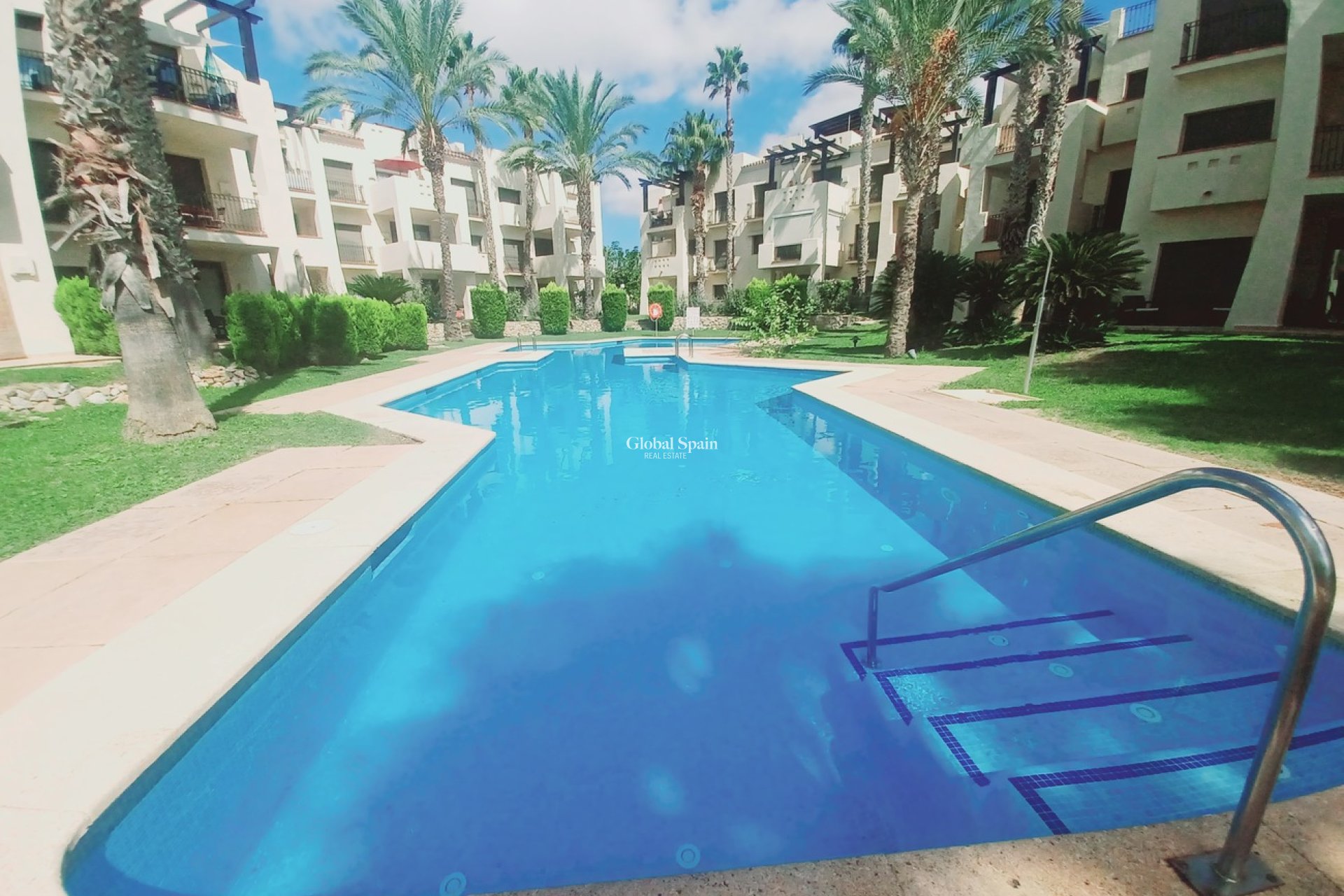 Resale - APARTMENT -
RODA - Inland