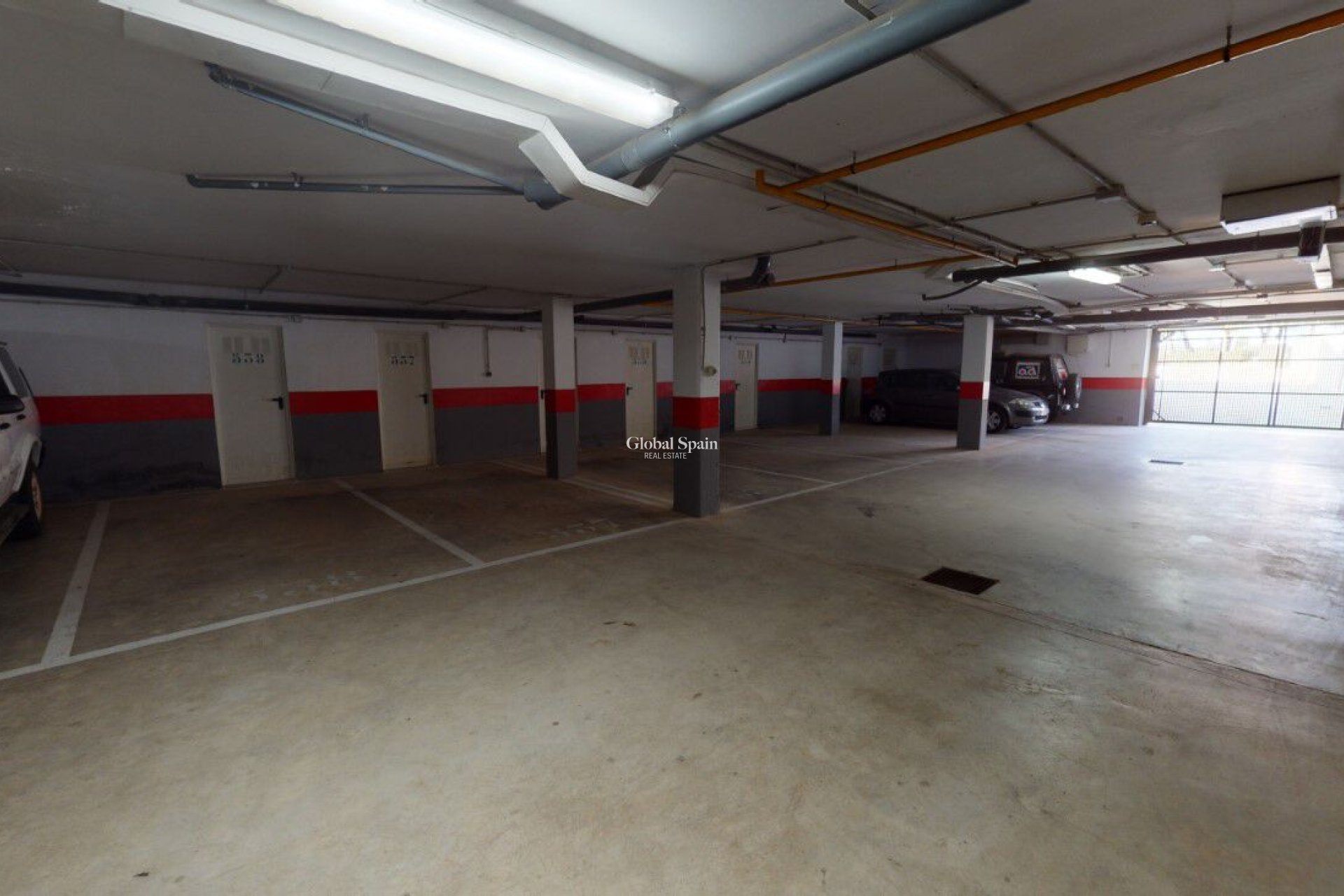 Resale - APARTMENT -
RODA - Inland