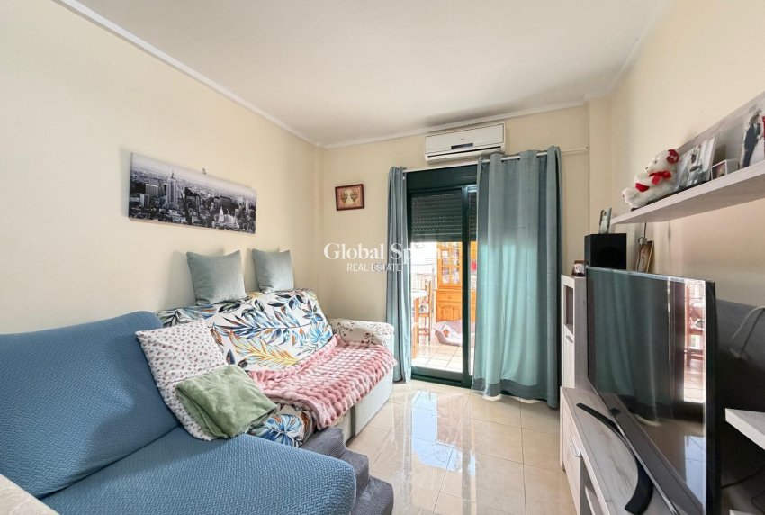Resale - APARTMENT -
ROJALES - Doña Pepa